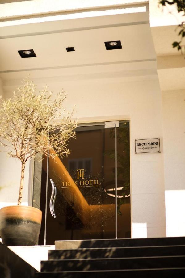 Triss Hotel Tirana Exterior photo